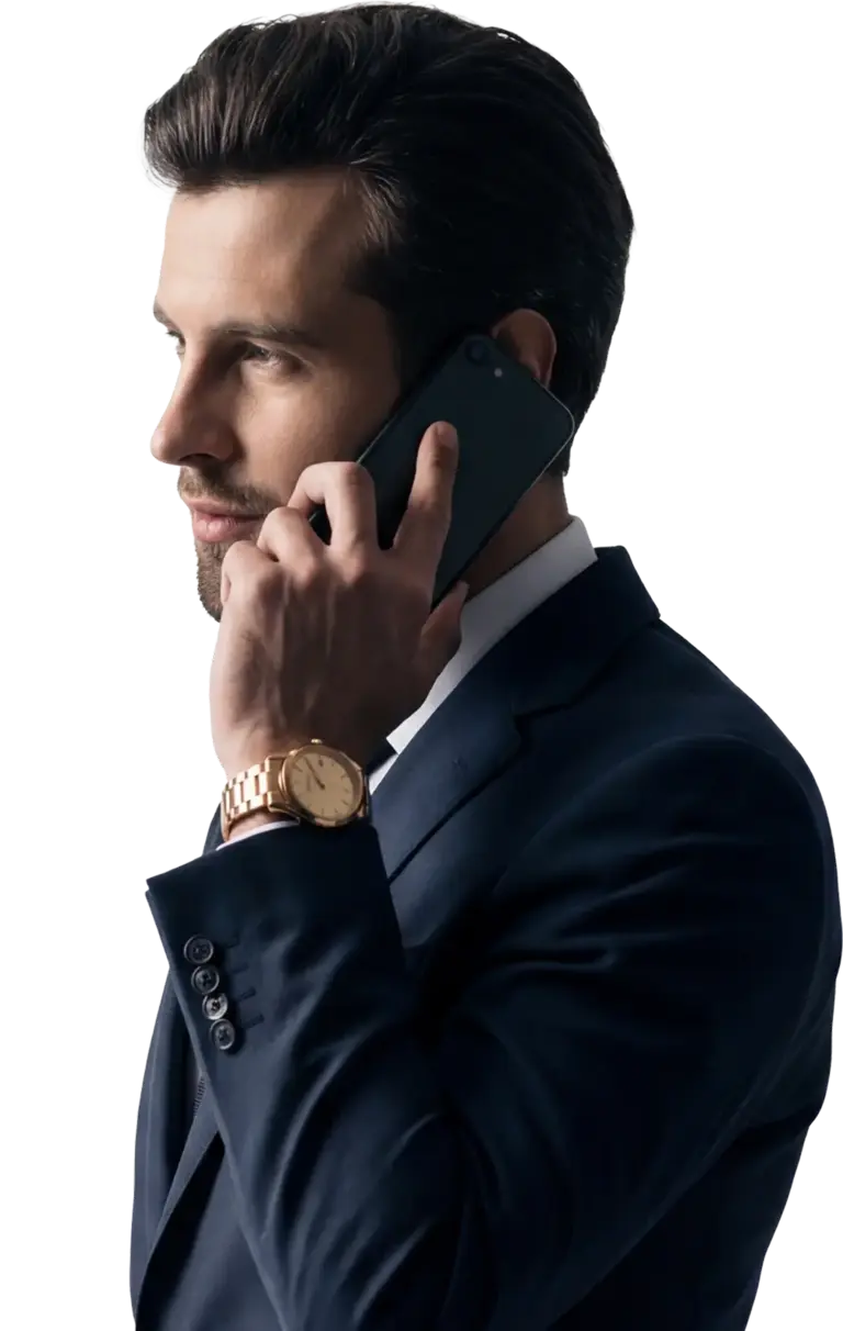 muž s mobilem